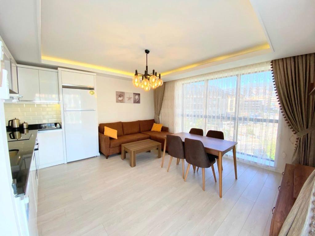 Sa Apartments! 1bd Flat 200m To The Beach! Leilighet